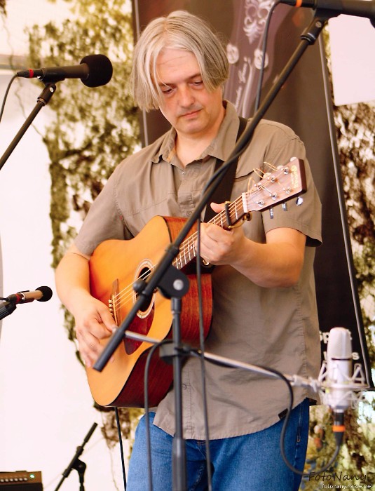zavřít