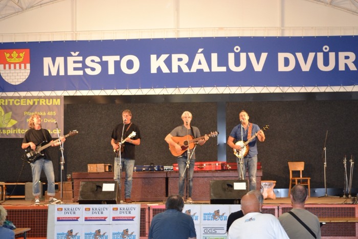zavřít